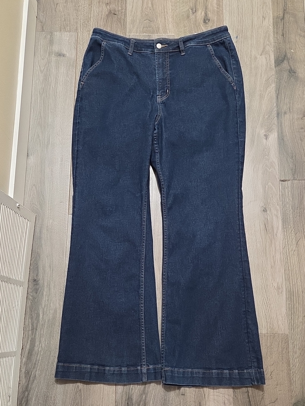 Old Navy Plus Sizw Flare Jeans